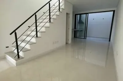 Sobrado de fino acabamento de 3 dormitórios 113m² (área construída)