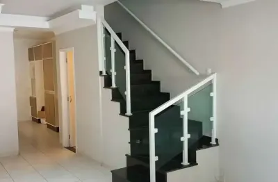 Sobrado à venda e para locação no campo grande - excelente oportunidade!