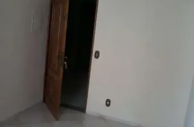 Excelente apartamento para locação no campo grande - vilar emir!