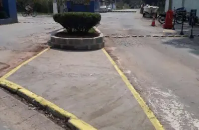 Pq terceiro lago próximo jaceguava palmeiras- solo sagrado