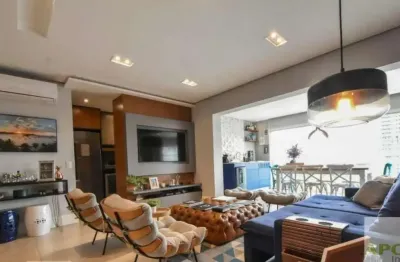 Brooklin semi-novo, 2 suítes, 2 garagens, andar alto, 92m²
