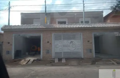 Campo grande belíssimo sobrados próximo a city excelente local