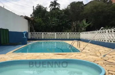 Bela chácara no bairro bom retiro são josé dos campos.