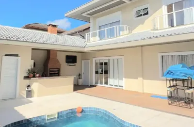 Lindo sobrado 450m² área construída  4 suítes jardim das colinas