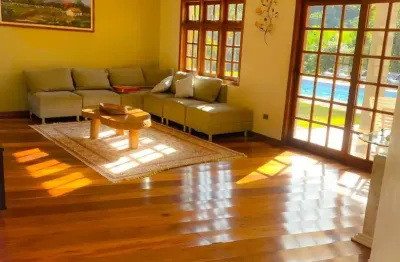 Linda chacara 399m² area construida em condominio sao jose dos campos-sp.