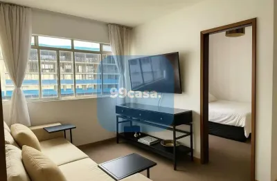 Apartamento ensolarado com vaga de garagem no Centro de Curitiba