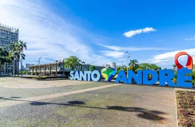 Galpão para locação no centro de santo andré-sp: 2 banheiros, 3 vagas de garagem e 470m² de área!