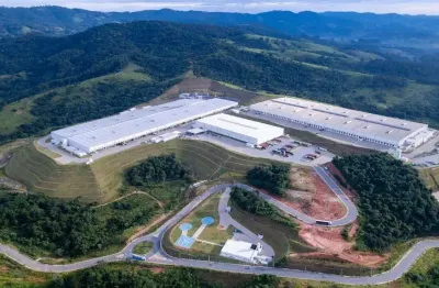 Galpão logístico comercial para locação em extrema-mg: centro, 12 vagas, 2.929,21 m² de área.