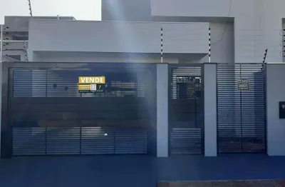 Casa à venda em maringá, conjunto residencial parigot de souza, com 3 quartos, com 140 m²