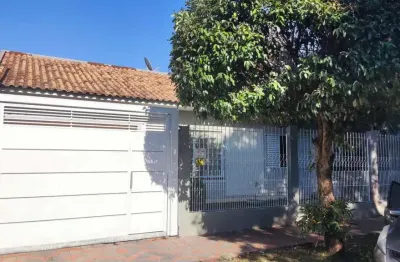 Casa com 04 dormitórios à venda, 180 m² por r$ 650.000 - jardim dos pássaros - maringá/pr