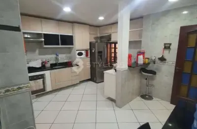 Casa com 4 quartos à venda na rua pereira frazão, vila valqueire, rio de janeiro, 233 m2 por r$ 680.000