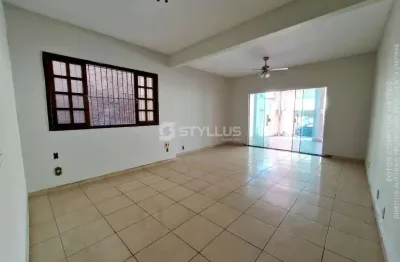 Casa com 2 quartos à venda na travessa soares de azevedo, maria da graça, rio de janeiro, 129 m2 por r$ 450.000