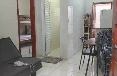 Casa em condomínio fechado com 1 quarto para alugar no Balneário Maracanã, Praia Grande 