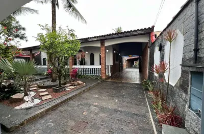 Casa com 3 quartos para alugar na Vila Caiçara, Praia Grande 
