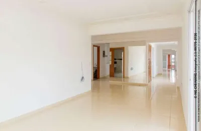 Apartamento à venda no bairro Guilhermina - Praia Grande/SP