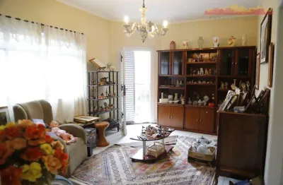 Venda | sobrado 195m², 3 dormitórios, 1 suíte, 2 banheiros, 1 vaga, vila pereira cerca