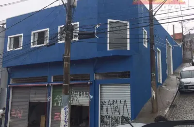 Venda | 3 salões com 540m² total, com rendimento, jardim peri