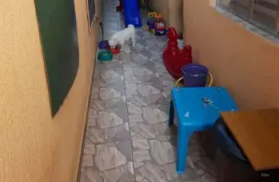 Venda i casa sobrado, 3 dormitórios, 1 suíte, 1 banheiro e 6 vagas