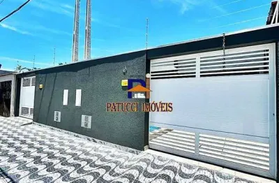 Imperdível! casa nova com piscina a 50m da praia em mongaguá!