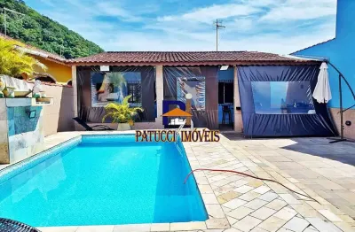 Casa com piscina! totalmente mobiliada em ótima localização!