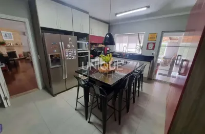 Casa com 4 quartos à venda na Rodovia Anhanguera, 47, Centro, Cajamar