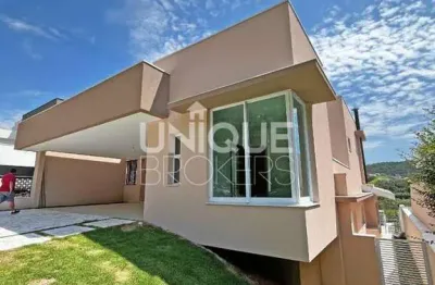 Casa com 3 suítes no condomínio santa isabel em louveira