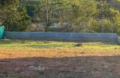 Terreno à venda com vista livre no condomínio fazenda serra azul ii
