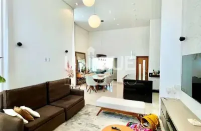 Casa com 3 suítes e piscina no condomínio reserva dos jatobás em louveira