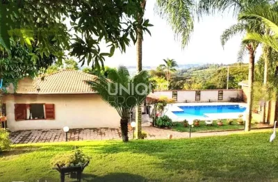 Casa com 3 quartos à venda na Rua Diomar Rodrigues Pardini, 08, Santa Clara, Jundiaí
