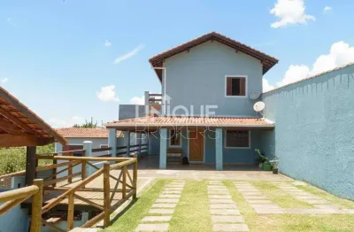 Casa com 5 quartos à venda na Rua Acácio Alberto Gouveia, 48, Loteamento Estância Marilia, Jarinu