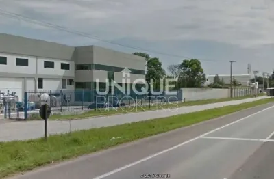 Casa para alugar na Rua Dos Beija-flores, 81, Pinhal, Cabreúva