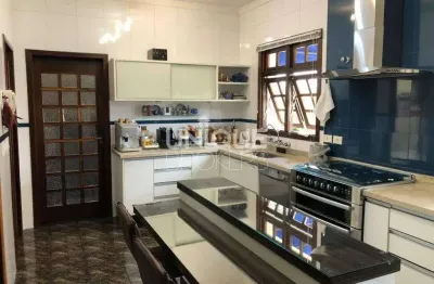Casa com 3 quartos à venda na 13240-000, 151, Centro, Jarinu