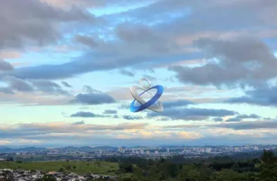 Oportunidade de terreno à venda com tamanho diferenciado e vista incrível no paratehy sul, urbanova