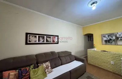 Casa sobrado com 03 dormitórios à venda no bairro jardim estádio - jundiaí/sp