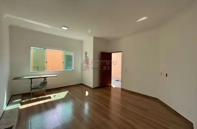 Casa sobrado com 03 quartos à venda no loteamento residencial canto das aves ii - jundiaí/sp