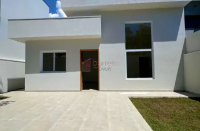 Belíssima casa térrea à venda no bairro jardim alice em jundiaí/sp