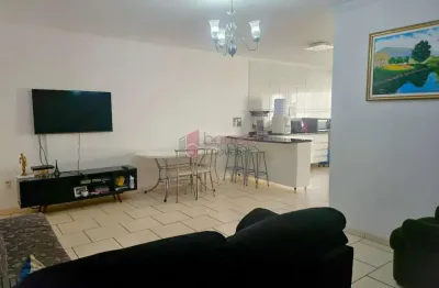 Belíssimo sobrado à venda no bairro parque residencial almerinda chaves em jundiaí/sp