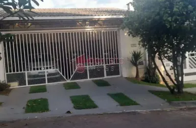 Casa térrea à venda no bairro jardim sarapiranga em jundiaí/sp