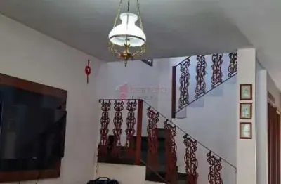 Casa com 2 quartos à venda na Rua Gervásio Brunelli, --, Jardim das Tulipas, Jundiaí