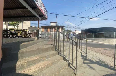 Oportunidade de investimento em salão comercial e 02 casas no bairro hortolândia.