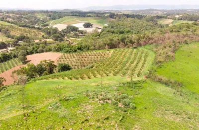Sítio com excelente localização no bairro champirra - jundiai/sp