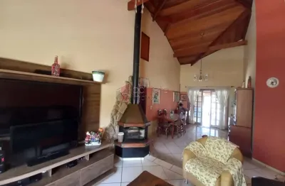 Chácara à venda no condomínio outeiro das flores em itupeva/sp