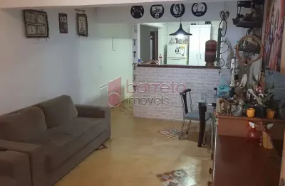 Casa térrea de esquina à venda no fazenda grande em jundiaí/sp