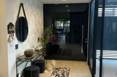 Casa assobradada com 3 suítes à venda no condomínio portal do paraíso ii - jundiaí/sp