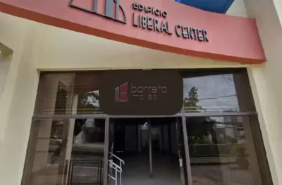 Salão comercial para locação e venda no condomínio liberal center - av. antônio segre - jundiaí/sp