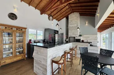 Casa térrea à venda no condomínio vivendas do japi - medeiros - jundiaí/sp