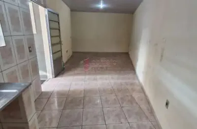 Casa com entrada independente para locação no caxambú - jundiaí/sp