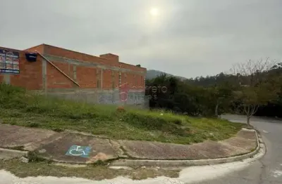 Terreno de esquina à venda no bairro jardim itália em itupeva/sp