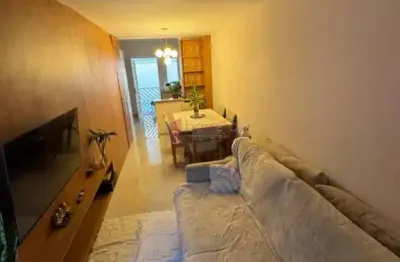 Casa à venda no condomínio caminhos da serra ii na vila maringá em jundiaí/sp