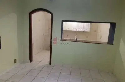Sobrado com entrada compartilhada para locação na vila jundiainópolis - jundiaí/sp